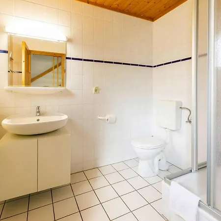 Prázdninový dům Holiday Village Muritzparadies Am Muritzufer - Dms02138-iya
